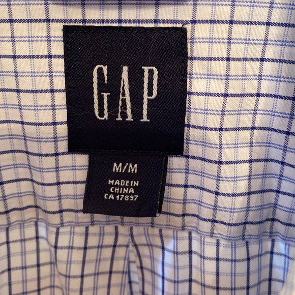 2 for $15 Gap men’s dress shirt - Picture 2 of 2